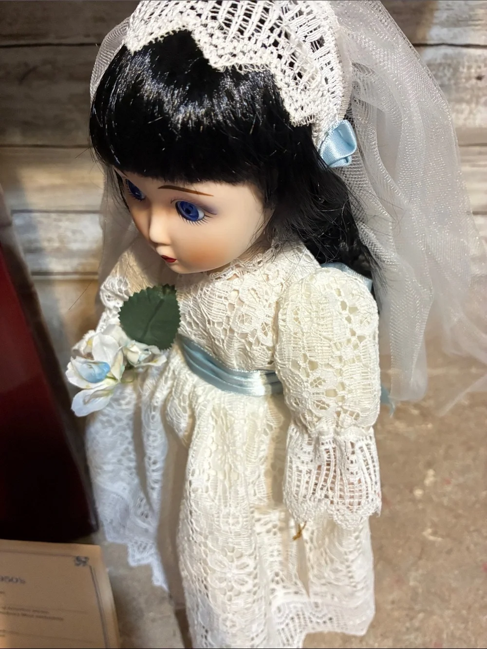 The Danbury Mint beautiful porcelain